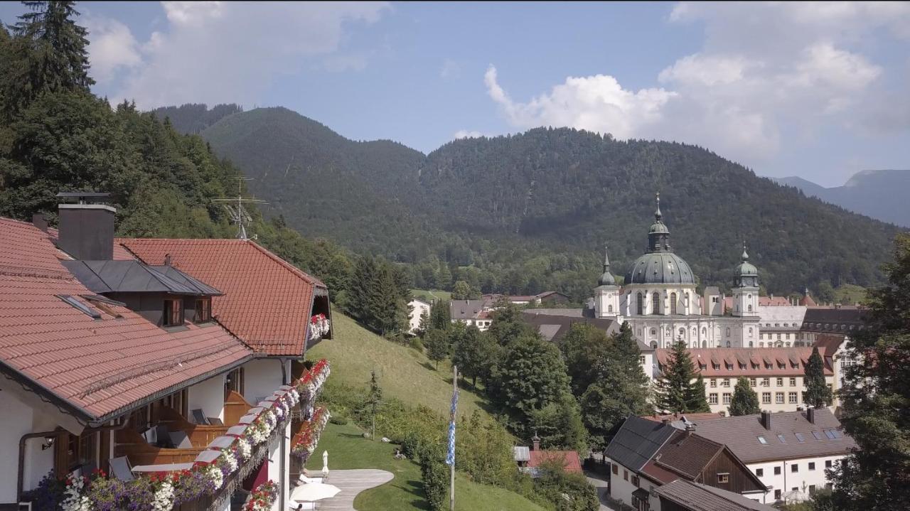 Blaue Gams ***s Hotel 3*